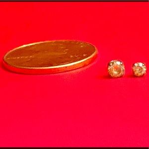 2 Sterling silver threadless threadless earring